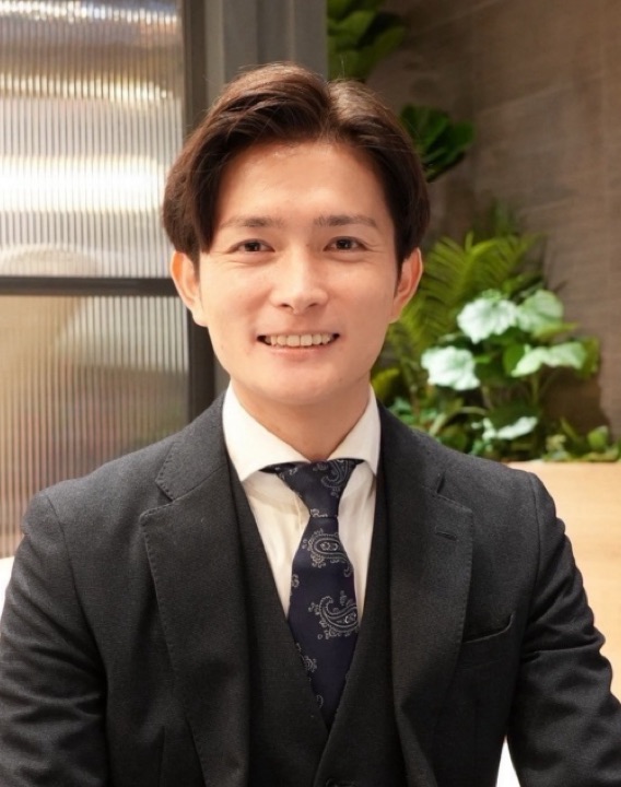 西野 諒介